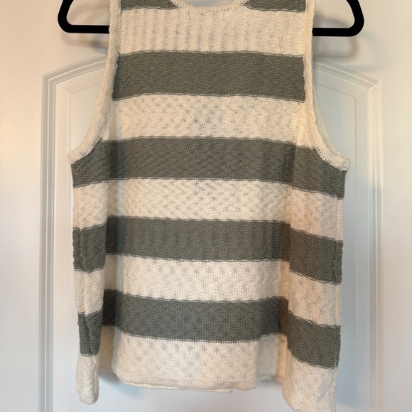 Crochet Short Set - Picture 4 of 6